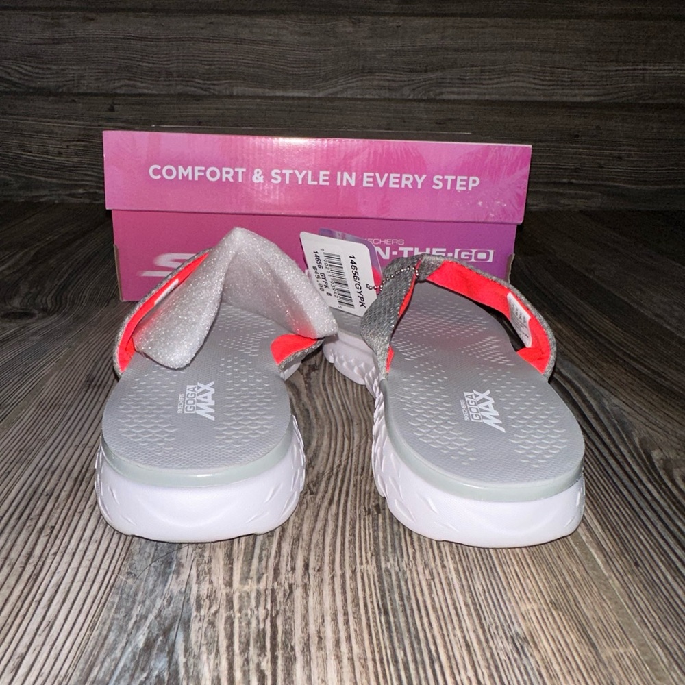 Skechers Women's Sandals in Gray and Pink - Picture 4 of 4